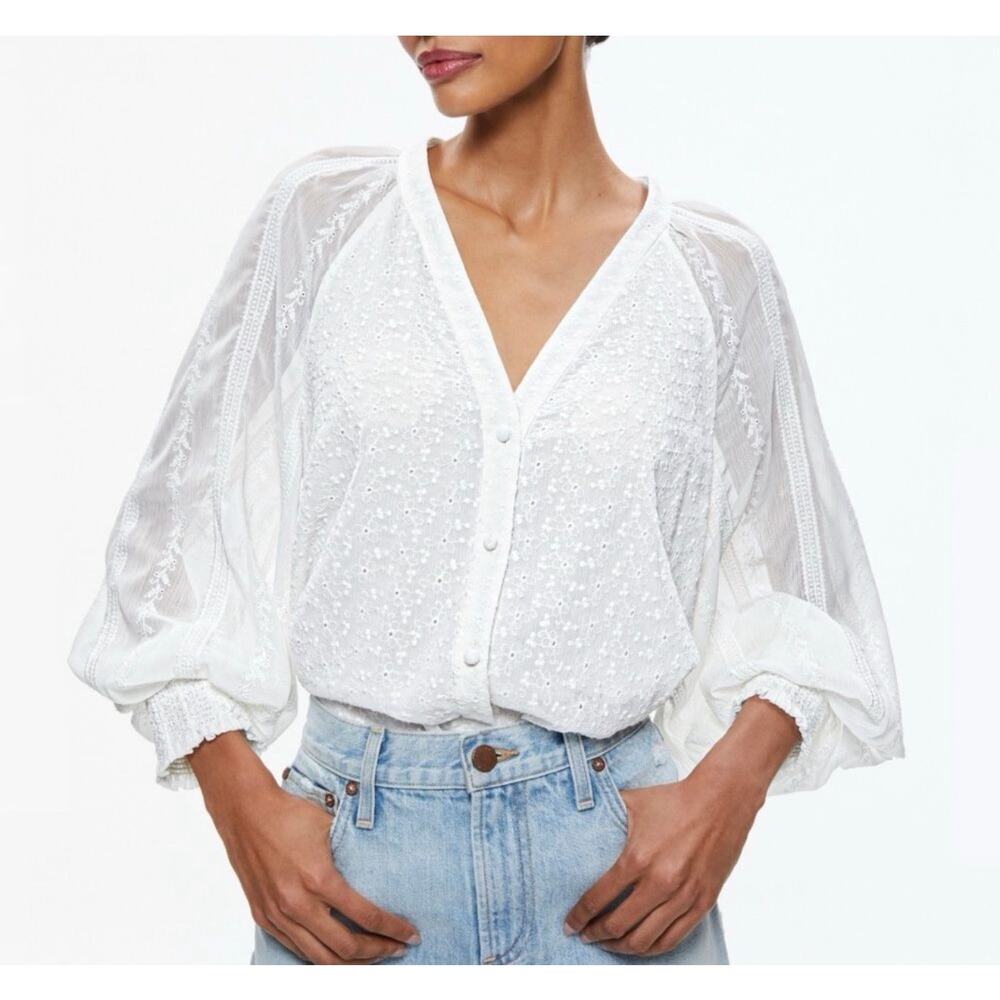 Alice + Olivia White Embroidered Eyelet Boho Blouse Size Large Button Front